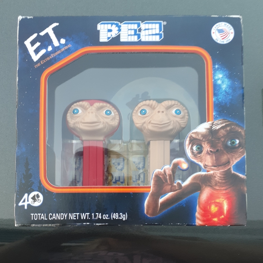 E T. 40th Anniversary Collectors Pez Set
